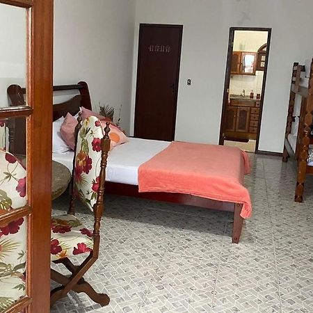 Praia Virgem Hostel Ріу-дас-Острас Екстер'єр фото